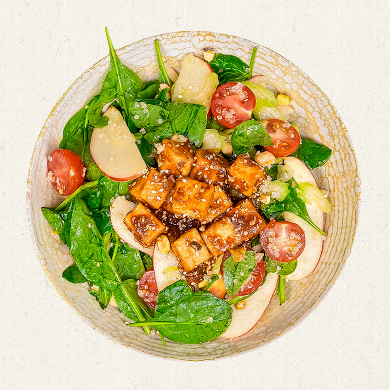 Salată cu tofu dulce-acrișor