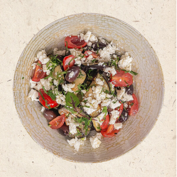 Salată cu vinete la grătar și feta