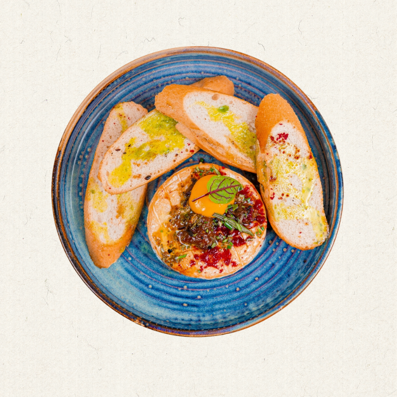 Camembert copt cu trufe